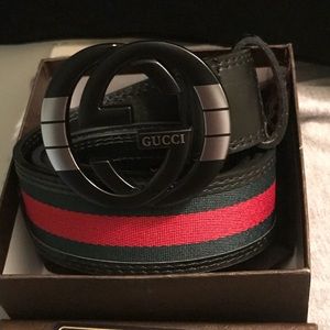 Men’s Gucci belt